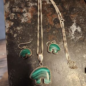 Malachite necklace and earrings set with sterling silver